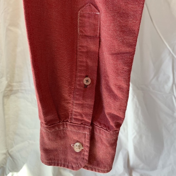 Red chambray button down shirt size small. - Picture 4 of 10